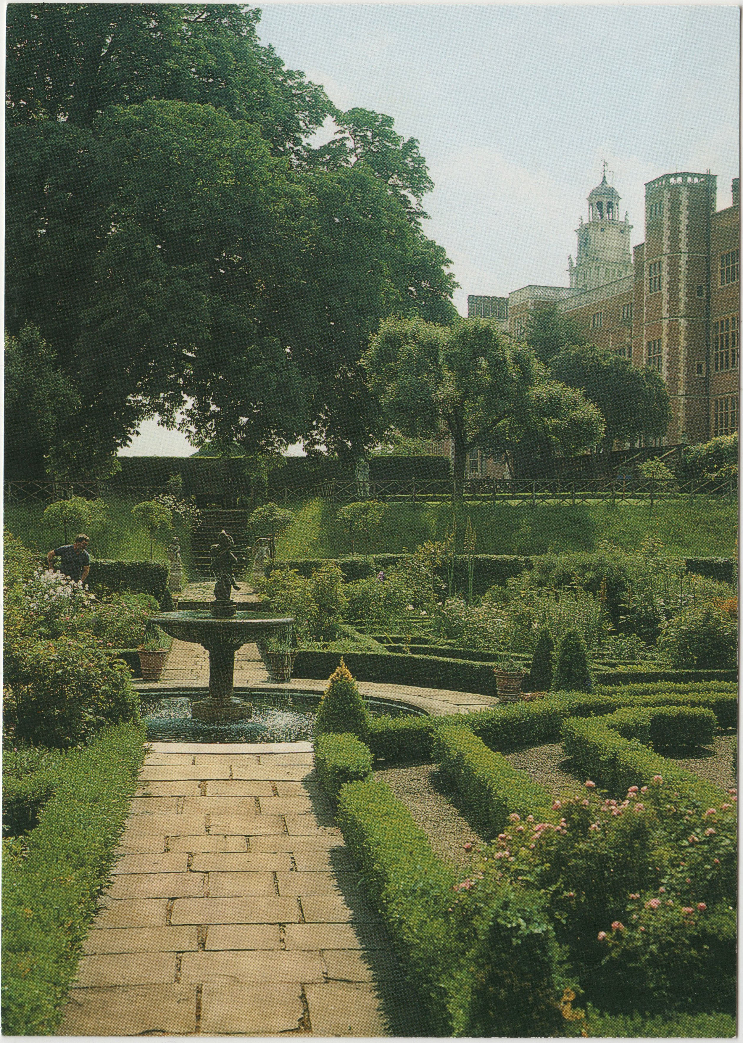 10_X_15_Hatfield_House_Knot_Garden_Unichrome_Hh35.jpg