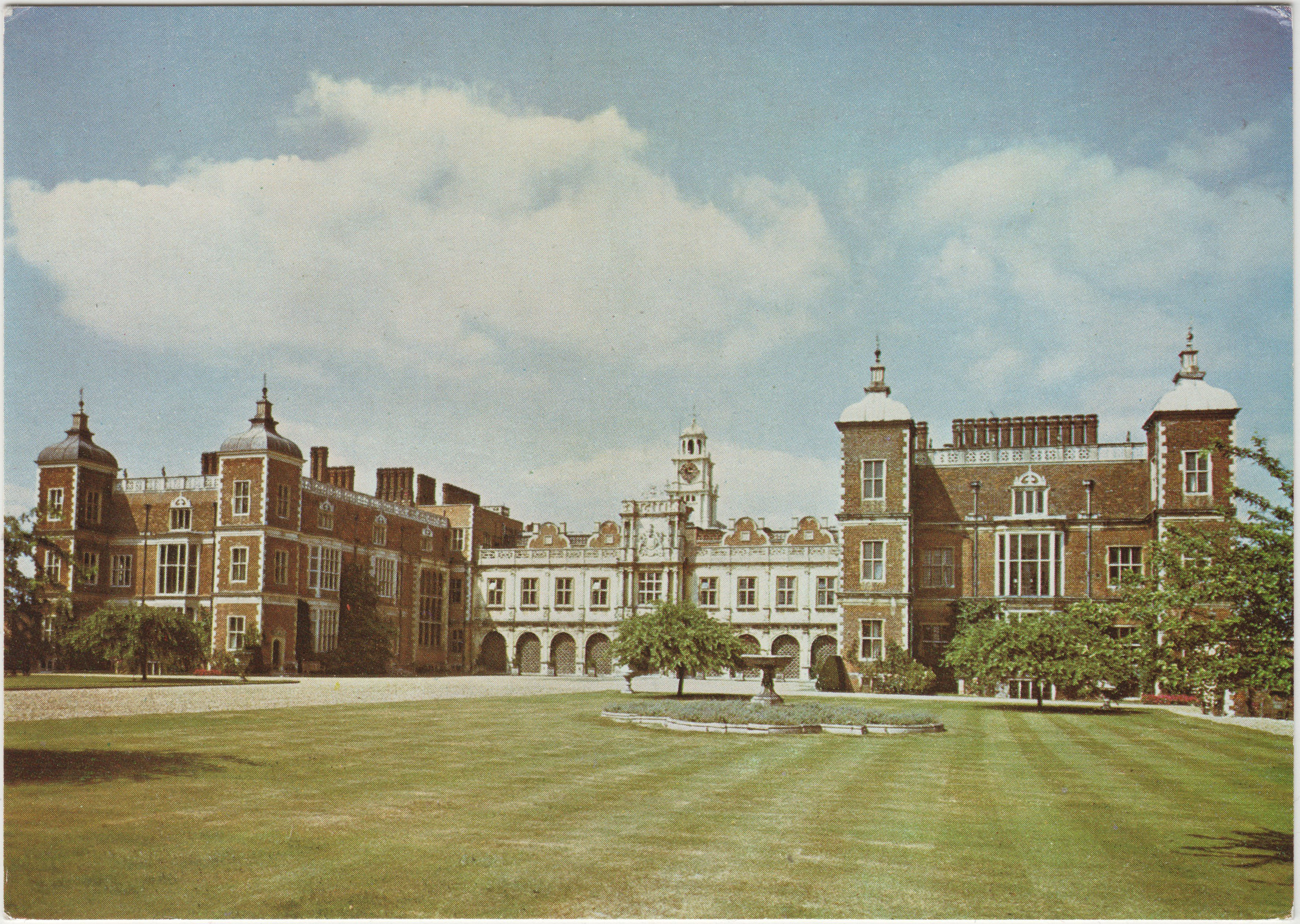 10_X_15_Hatfield_House_South_Front_Interprint.jpg