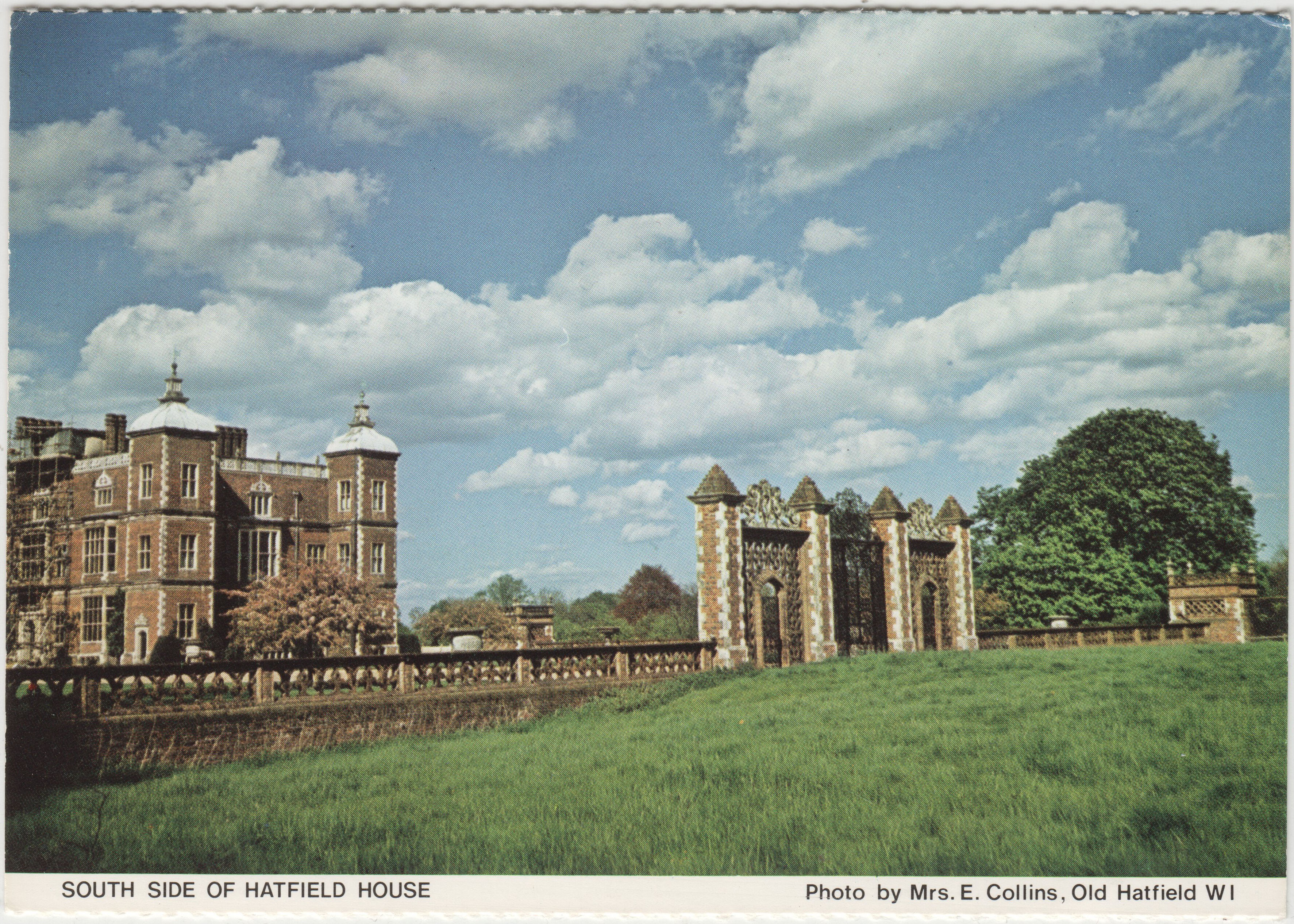 10_X_15_Hatfield_House_South_Side_Wi.jpg