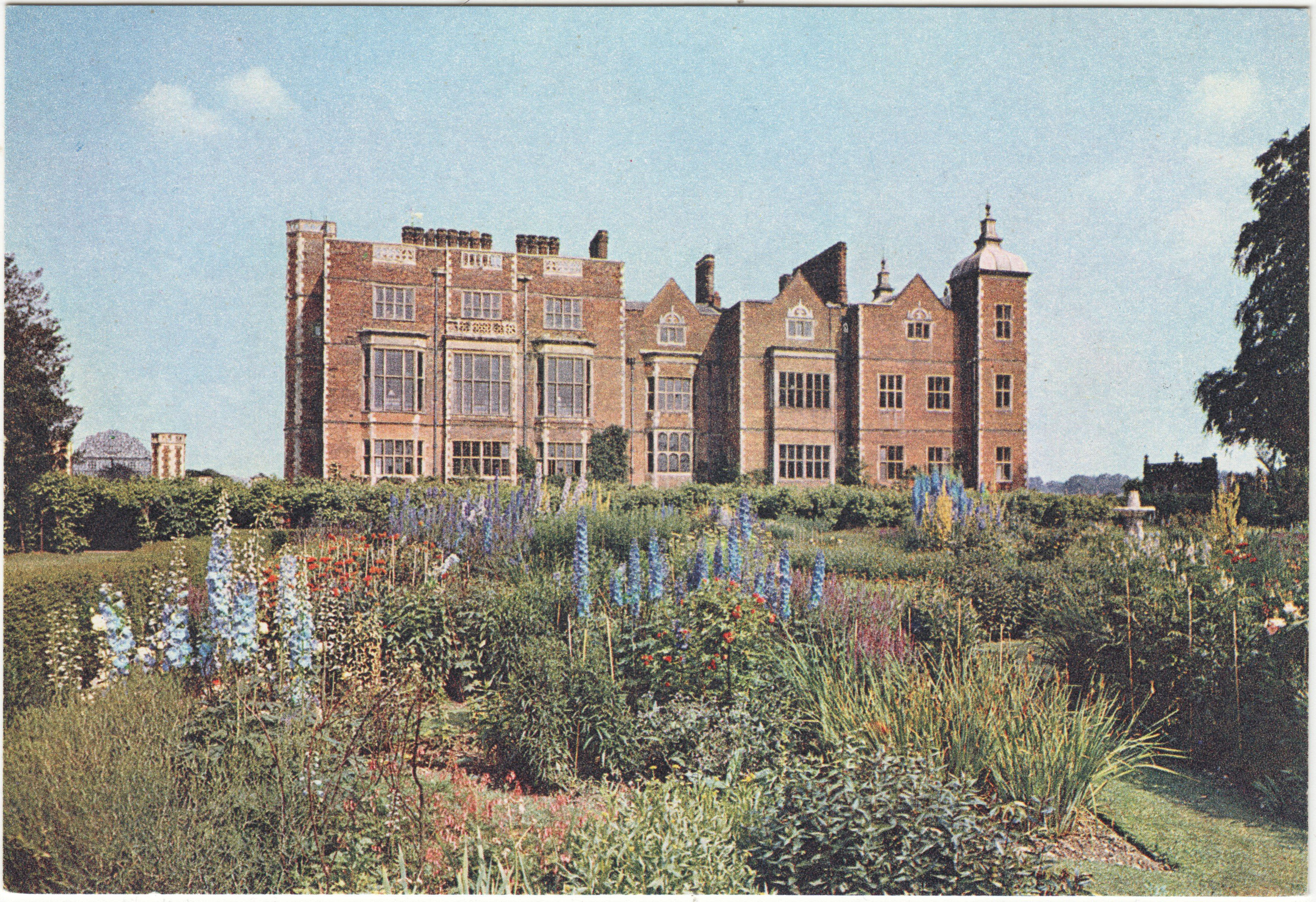 10_X_15_Hatfield_House_West_Front_Dixon_573.jpg