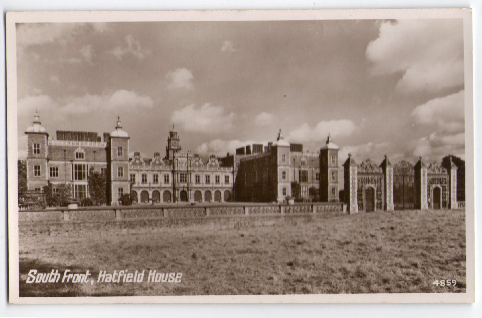30_hatfield_house_south_face.jpg