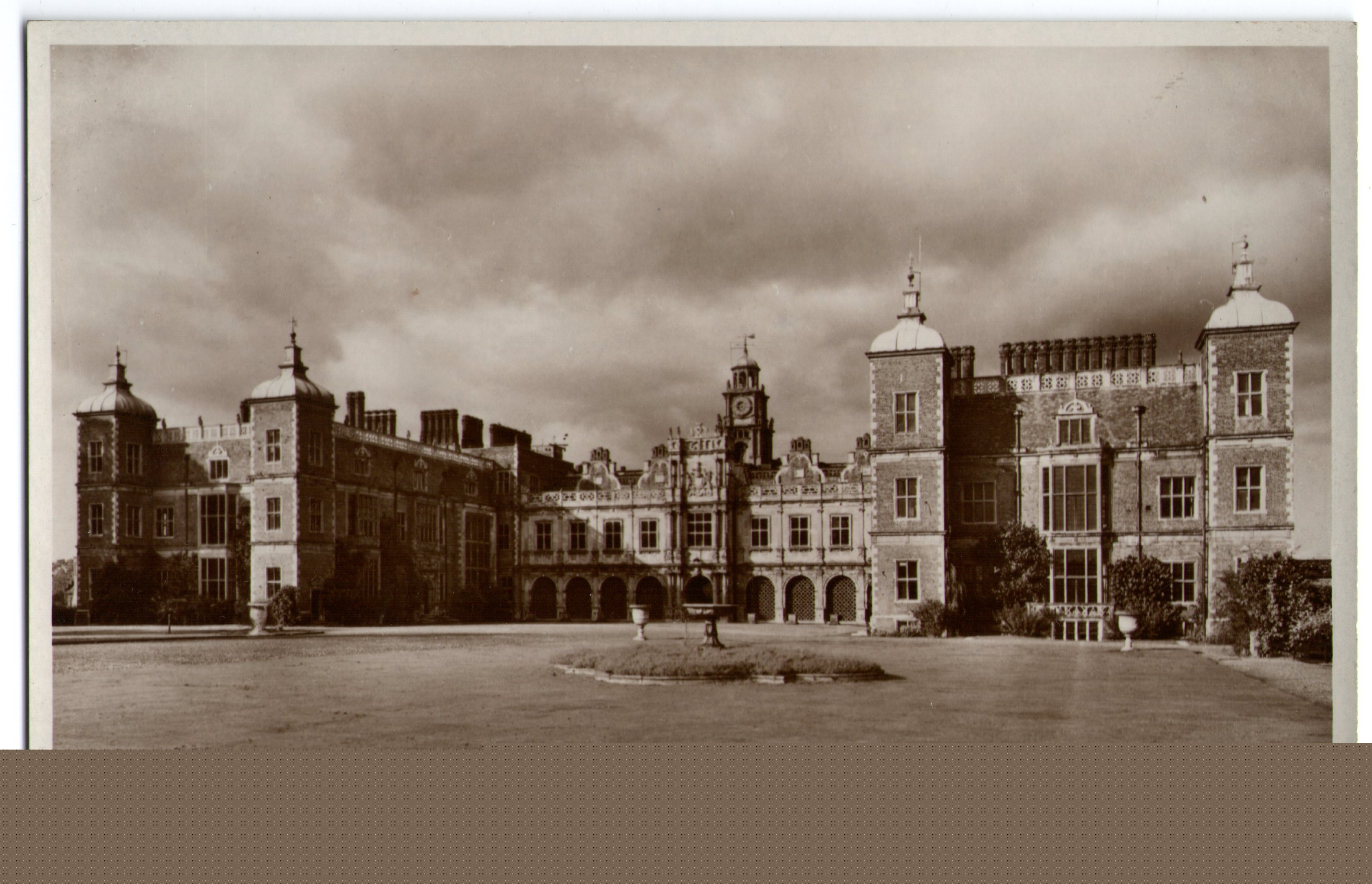 40_hatfield_south_front_4867.jpg