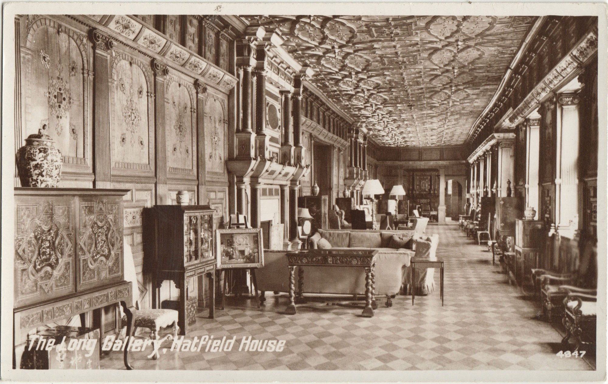 Hatfield_House_Long_Gallery_Photo_Precision.jpg