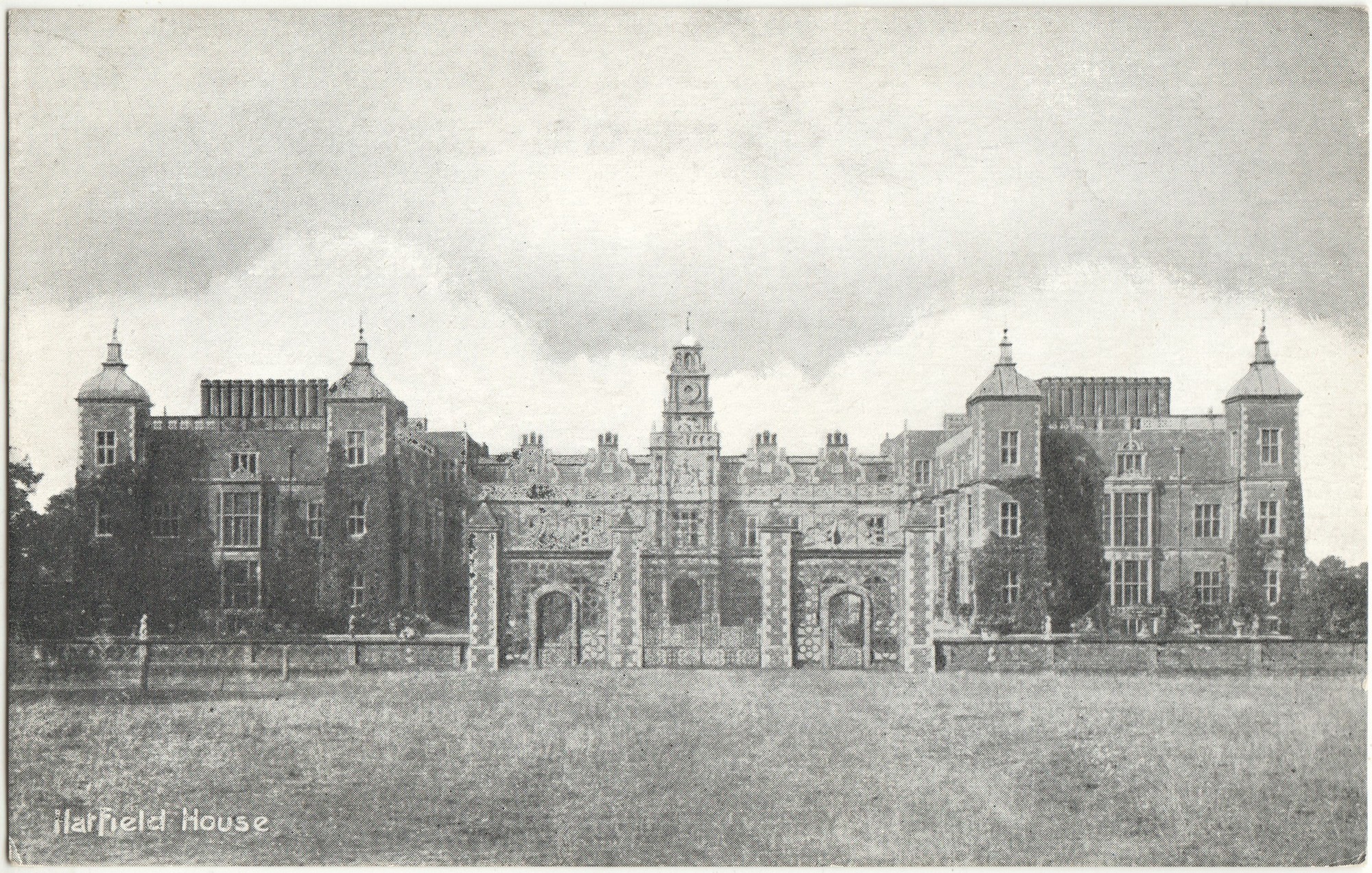 Hatfield_House_Sanbride.jpg