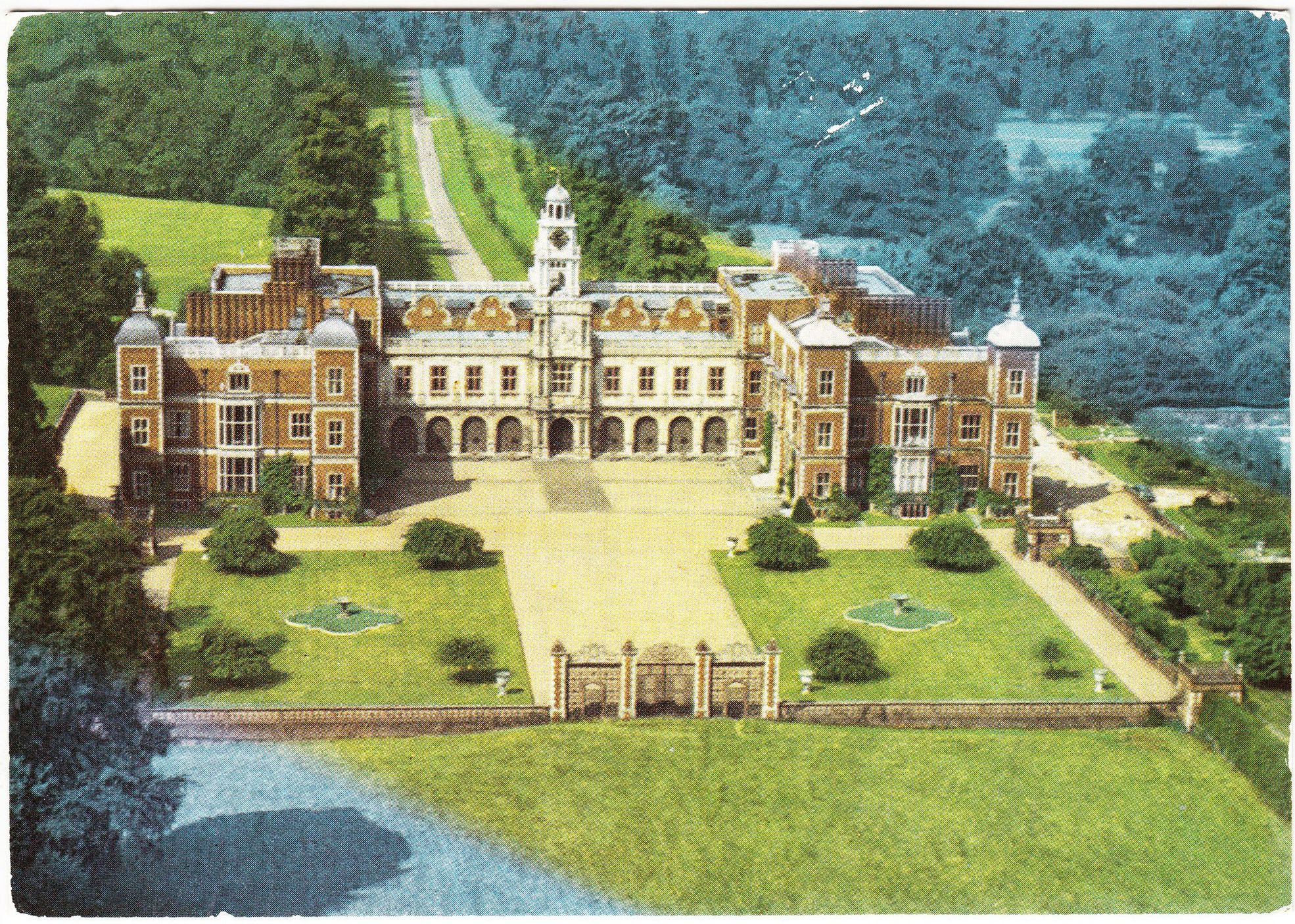 Hatfield_House_South_Frontaerial_Hh1.jpg
