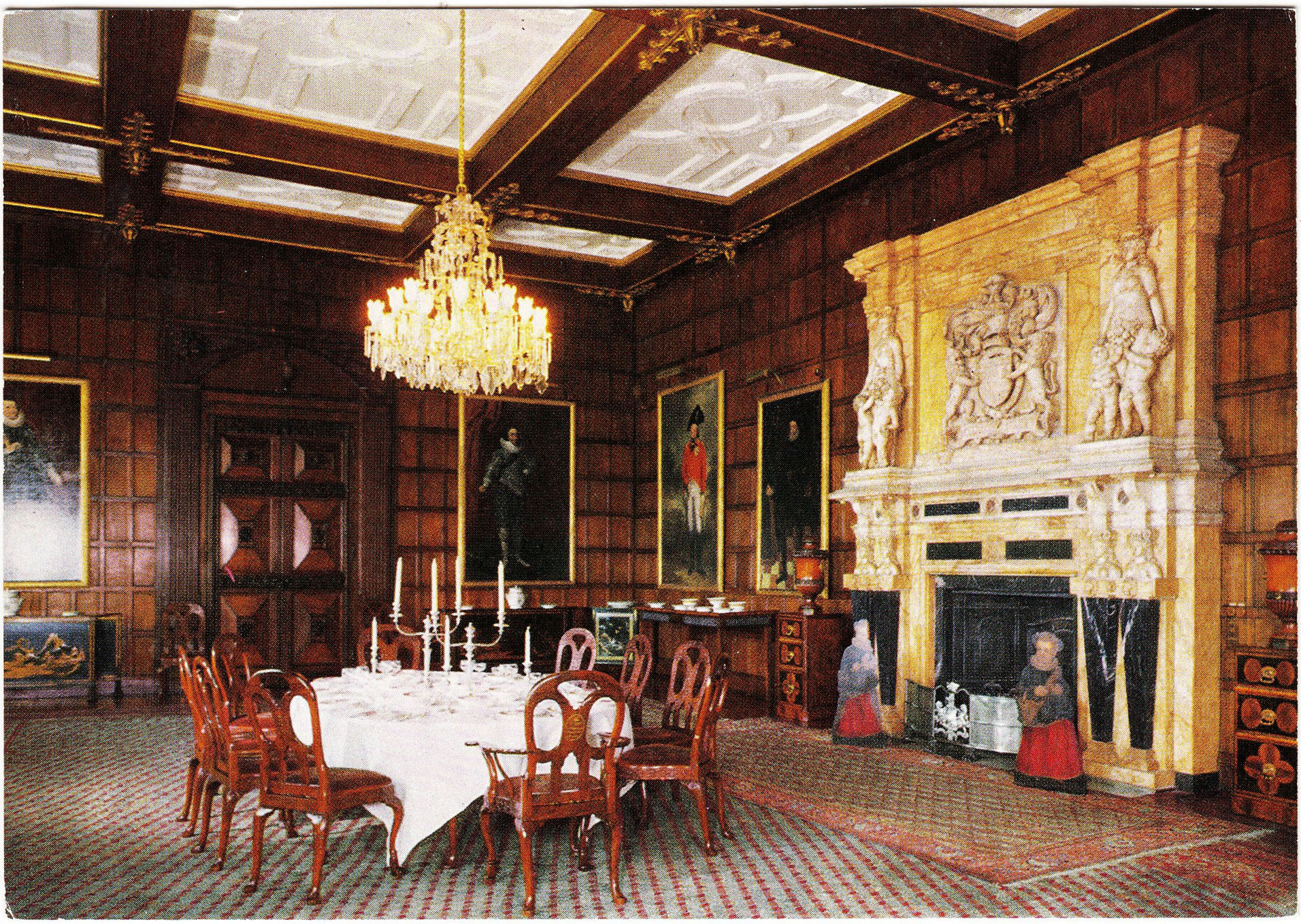 Hatfield_House_Winter_Dining_Room_Hh10.jpg