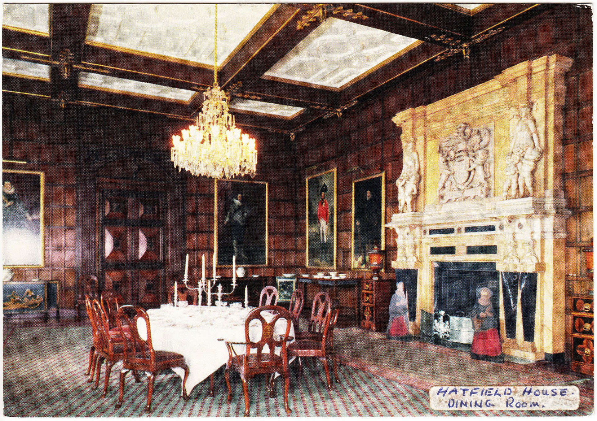 Hatfield_House_Winter_Dining_Room_Hh10_2.jpg
