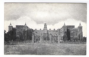 04_hatfield_hatfield_house_north_front.jpg