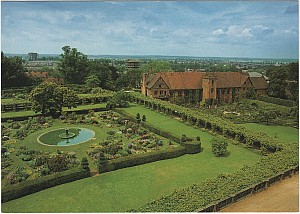 10_X_15_Hatfield_House_Aerial_Old_Palace_Unichrome_Hh36.jpg