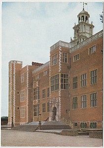 10_X_15_Hatfield_House_North_Front_Abc_Hh5.jpg