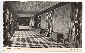 11_hatfield_house_armoury_bw.jpg