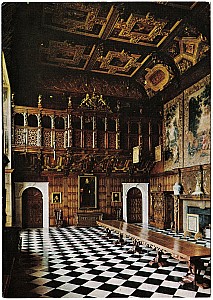 Hatfield House_Marble_Hall_Hh6.jpg